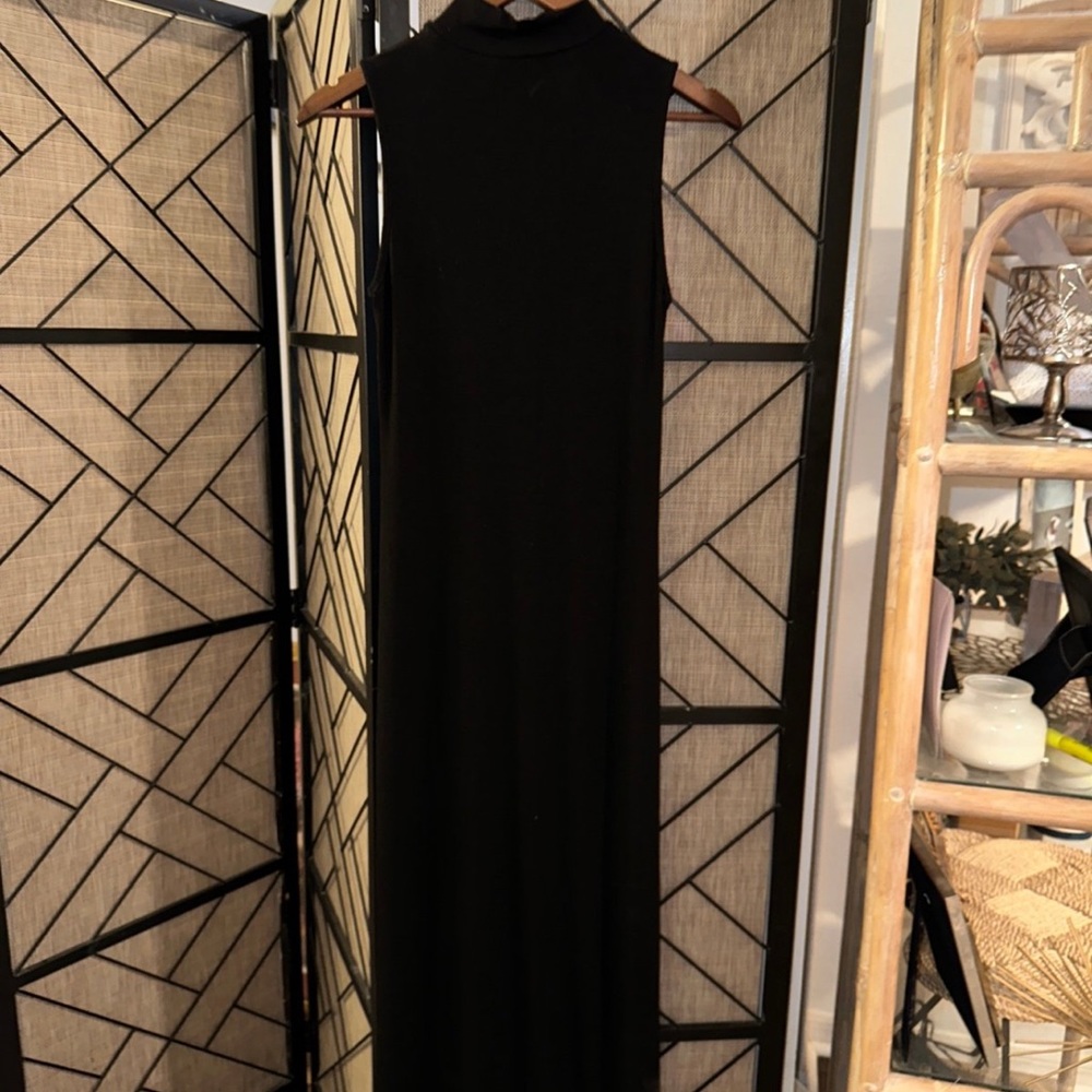 Moda Intl Dress View 4